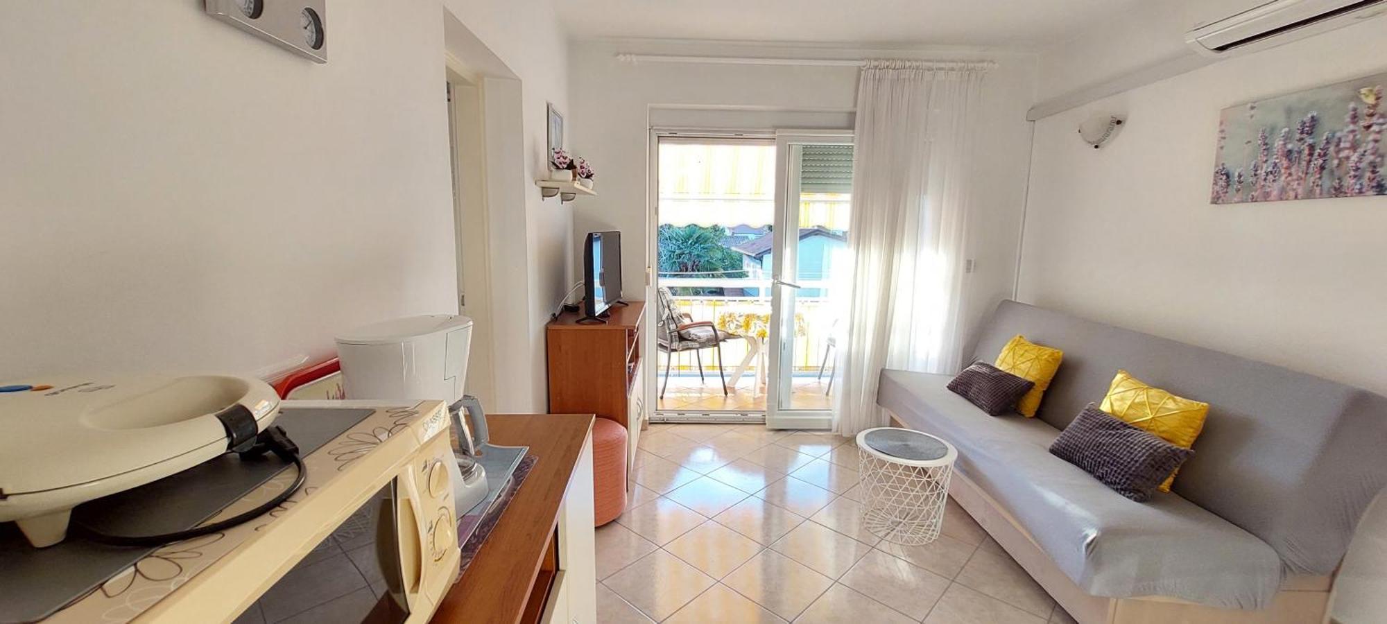 Apartment Ivana,Mali Maj ポレッチ エクステリア 写真