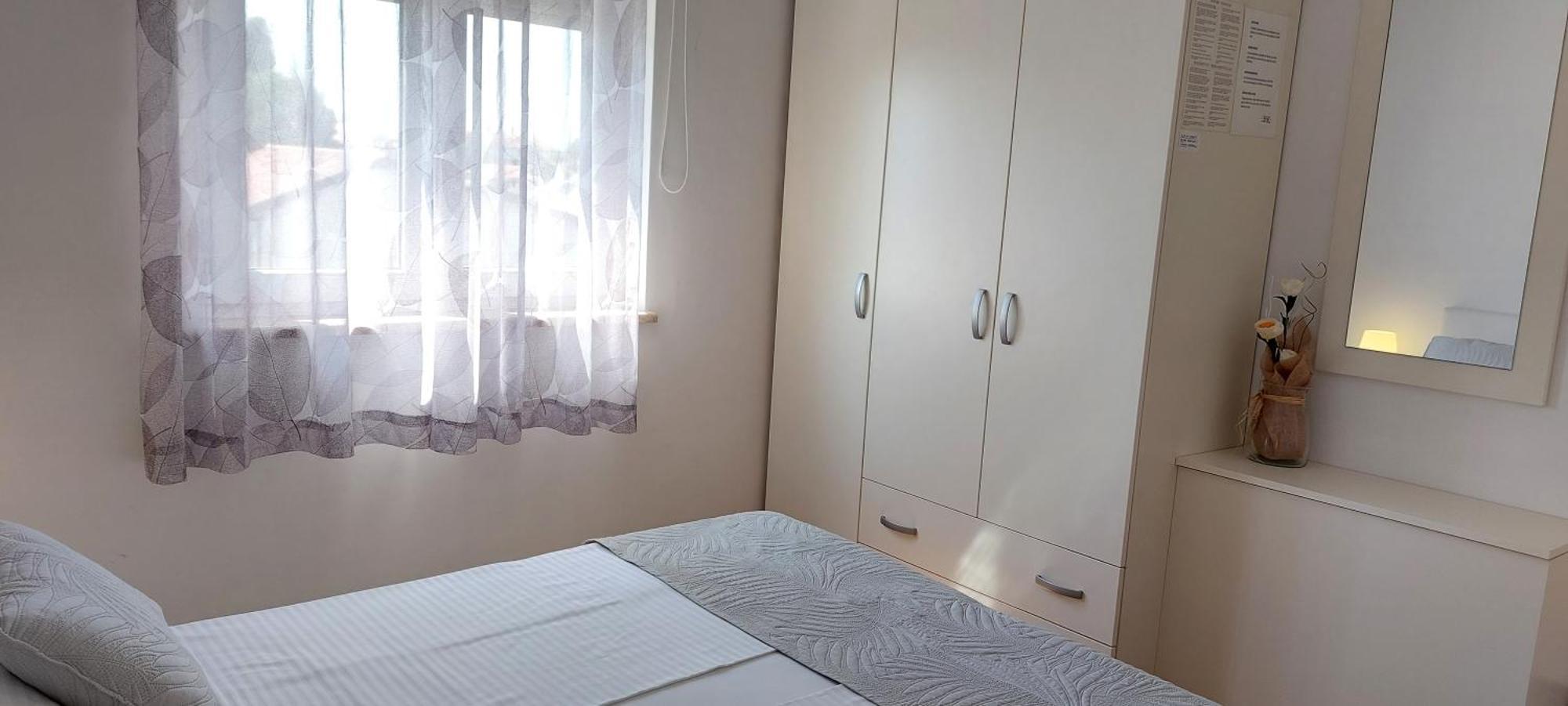 Apartment Ivana,Mali Maj ポレッチ エクステリア 写真